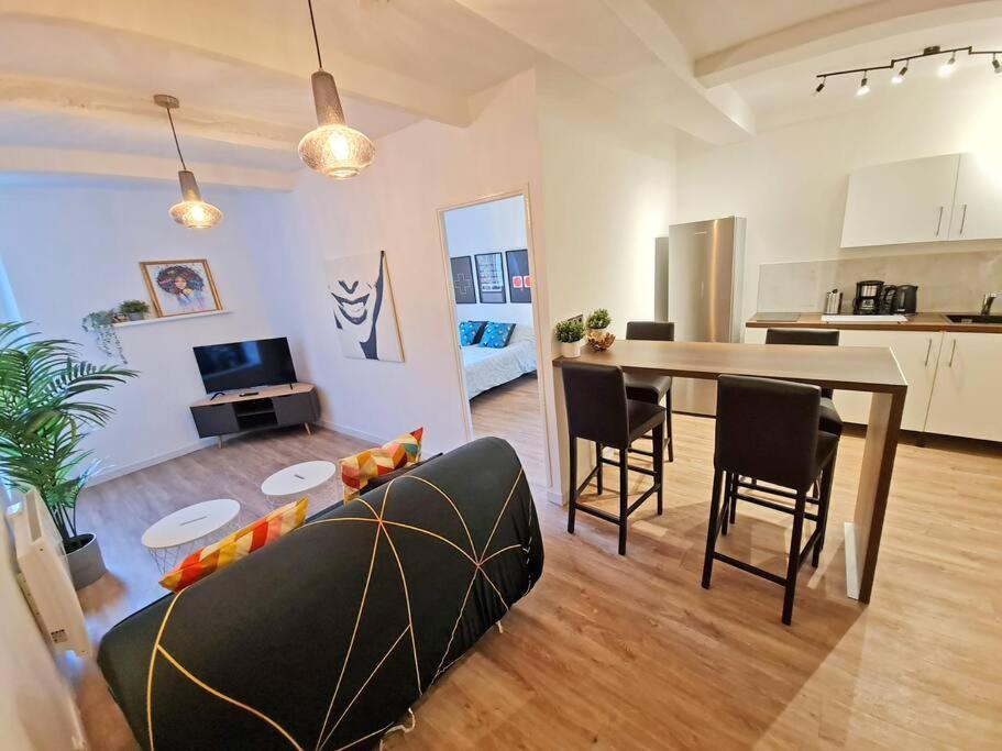 Gregbnb - T2 Design 43M2 - Toulon Est - Wifi Fibre - N2 エクステリア 写真