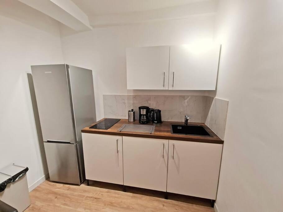 Gregbnb - T2 Design 43M2 - Toulon Est - Wifi Fibre - N2 エクステリア 写真